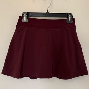 Burgundy Lululemon athletic skirt